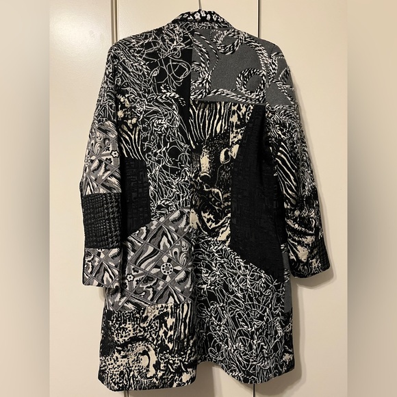 Ladies fall coat size large - Picture 6 of 8